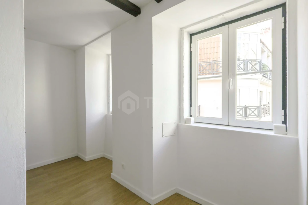 Apartamento T1 para Venda em Misericórdia Foto 4