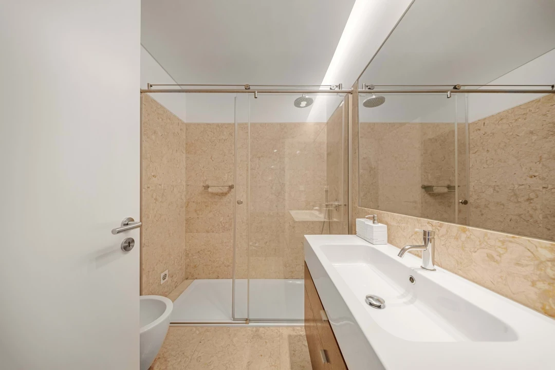 Apartamento T6 para Venda em Avenidas Novas Foto 32