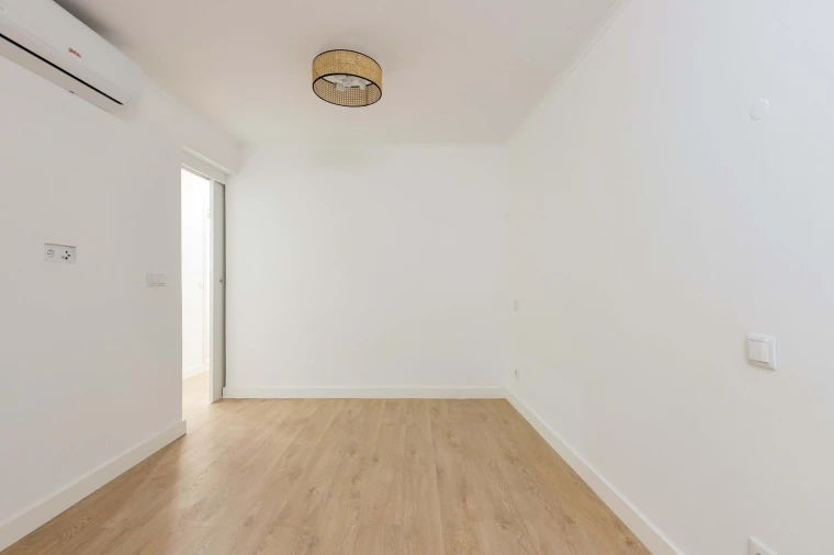 Apartamento T2 para Venda em Misericórdia Foto 20