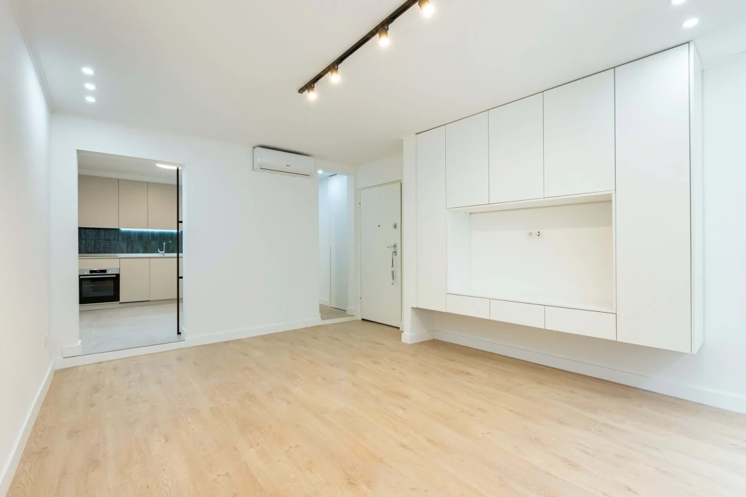 Apartamento T2 para Venda em Misericórdia Foto 2