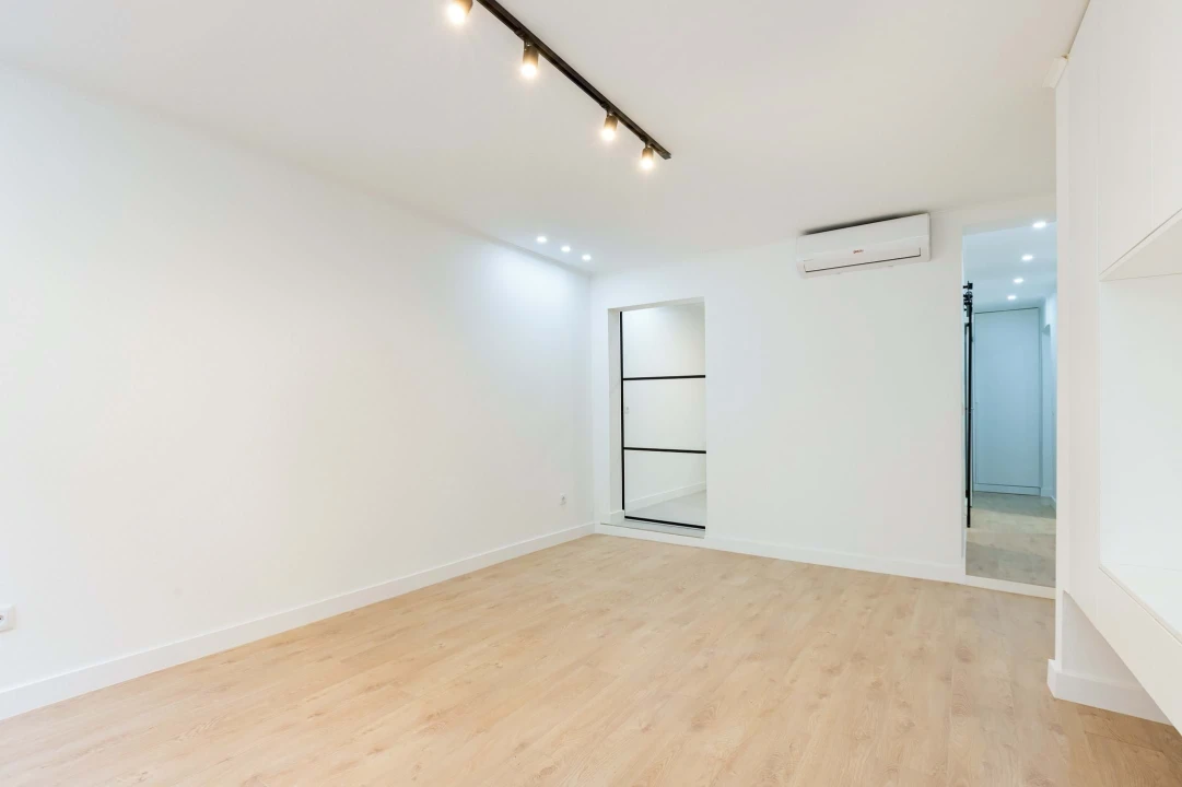 Apartamento T2 para Venda em Misericórdia Foto 12