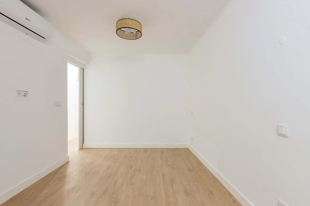 Apartamento T2 para Venda em Misericórdia Foto 20