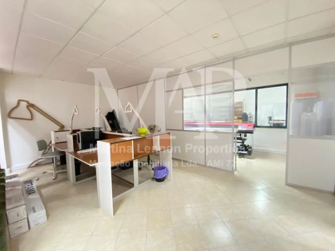 Armazém para Arrendamento em Santa Maria e São Miguel, São Martinho, São Pedro Penaferrim Foto 16