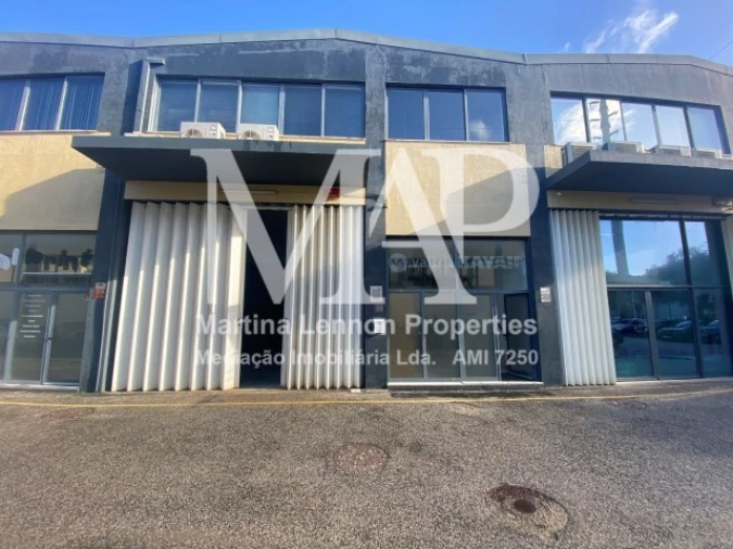 Armazém para Arrendamento em Santa Maria e São Miguel, São Martinho, São Pedro Penaferrim Foto 1