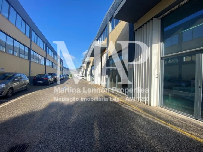 Armazém para Arrendamento em Santa Maria e São Miguel, São Martinho, São Pedro Penaferrim Foto 23