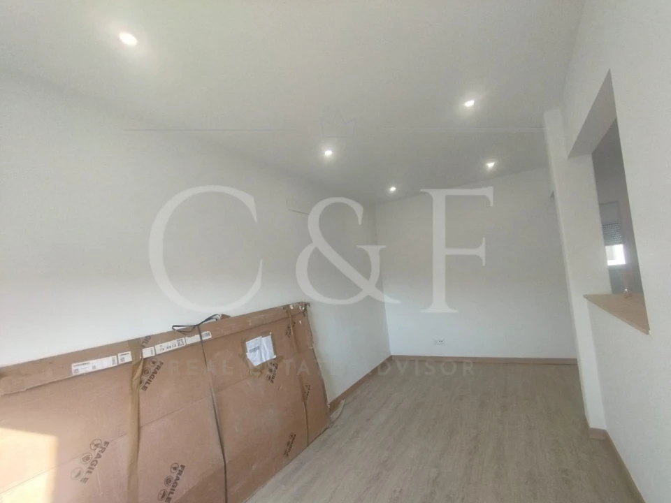 Apartamento T2 para Venda em Queluz e Belas Foto 11