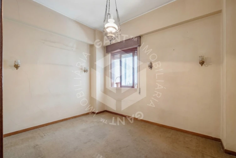 Apartamento T5 para Venda em Algés, Linda-A-Velha e Cruz Quebrada-Dafundo Foto 13