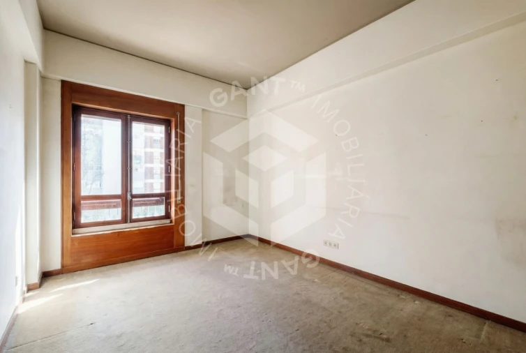 Apartamento T5 para Venda em Algés, Linda-A-Velha e Cruz Quebrada-Dafundo Foto 15