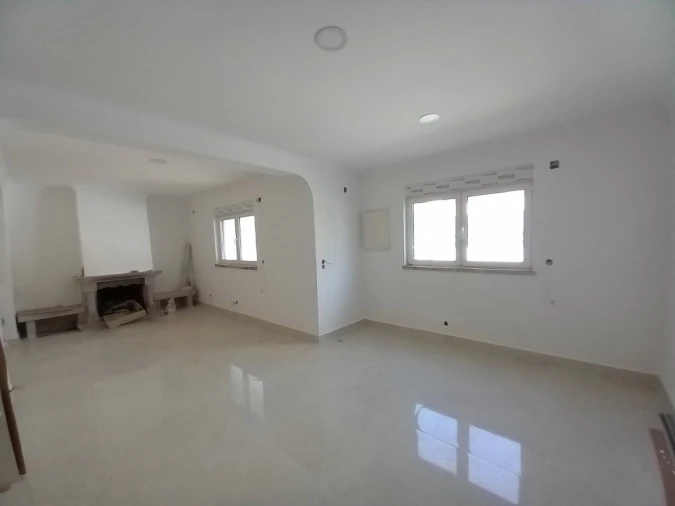 Moradia T5 para Venda em Amora Foto 8