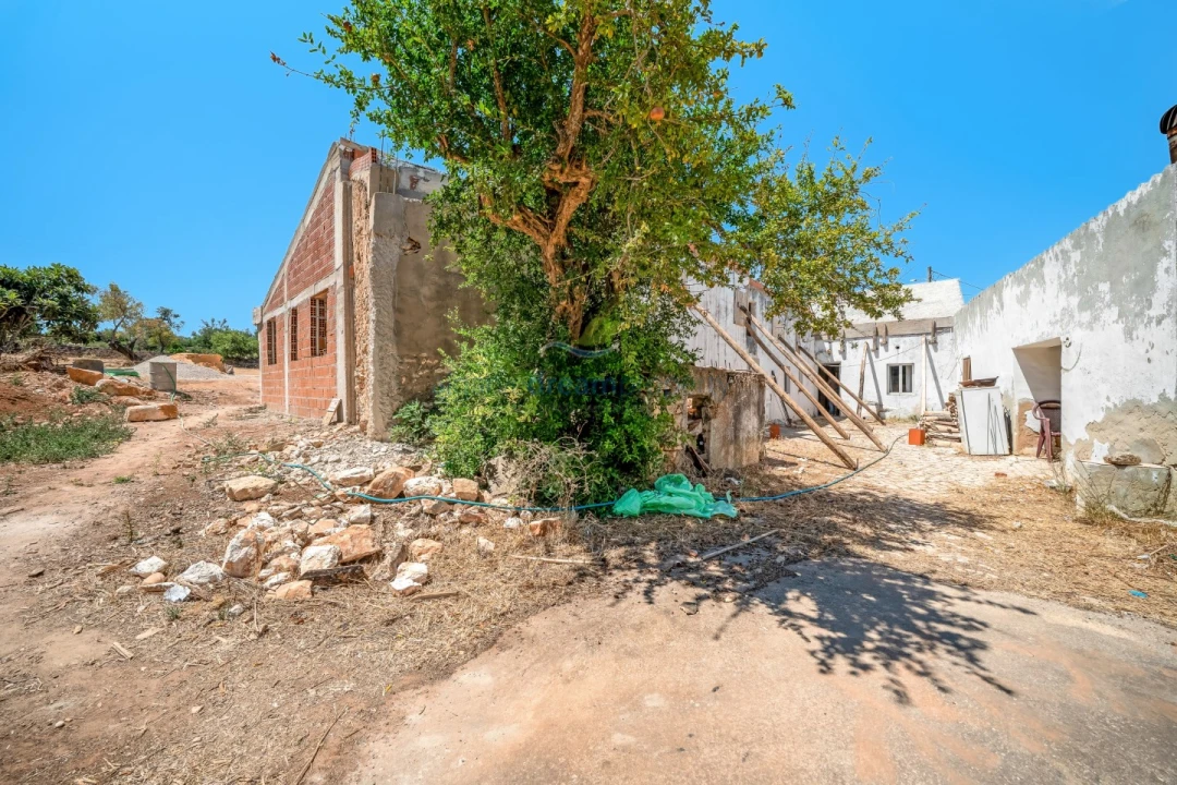 Terreno Misto para Venda em Boliqueime Foto 33
