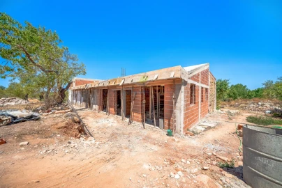 Terreno Misto para Venda em Boliqueime
