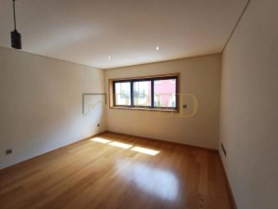 Apartamento T1 para Arrendamento em Cedofeita, Santo Ildefonso, Sé, Miragaia, São Nicolau e Vitória Foto 1