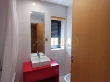 Apartamento T1 para Arrendamento em Cedofeita, Santo Ildefonso, Sé, Miragaia, São Nicolau e Vitória