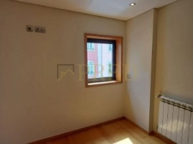 Apartamento T1 para Arrendamento em Cedofeita, Santo Ildefonso, Sé, Miragaia, São Nicolau e Vitória Foto 12