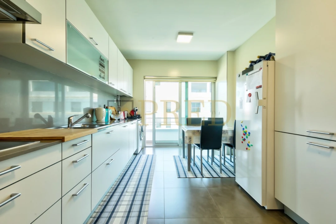 Apartamento T3 para Arrendamento em Glória e Vera Cruz Foto 6