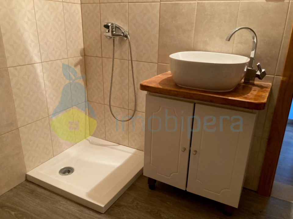 Moradia T5 para Venda em Ferreiras Foto 38