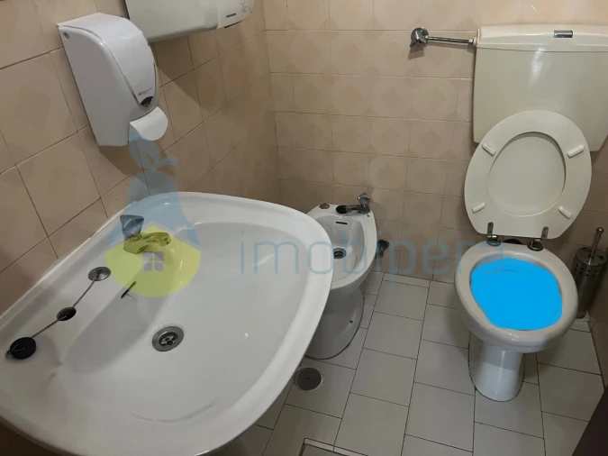 Loja para Venda em Albufeira e Olhos de Água Foto 12