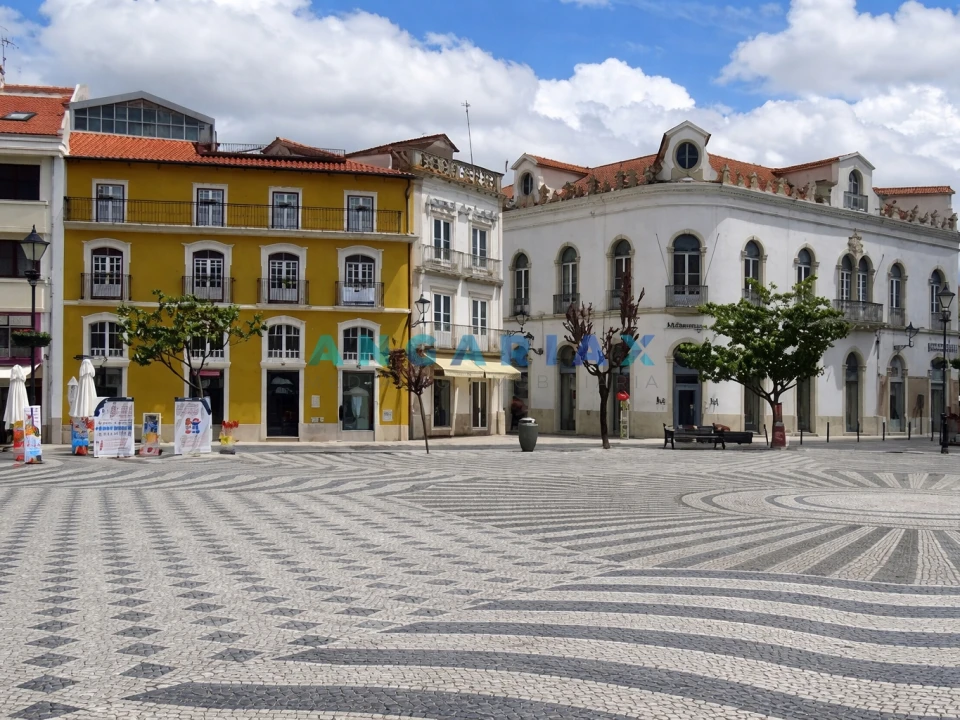Prédio para Venda em Leiria, Pousos, Barreira e Cortes Foto 31