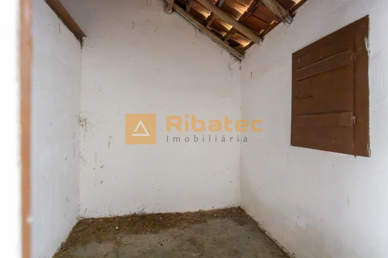 Moradia T2 para Venda em Couço Foto 4