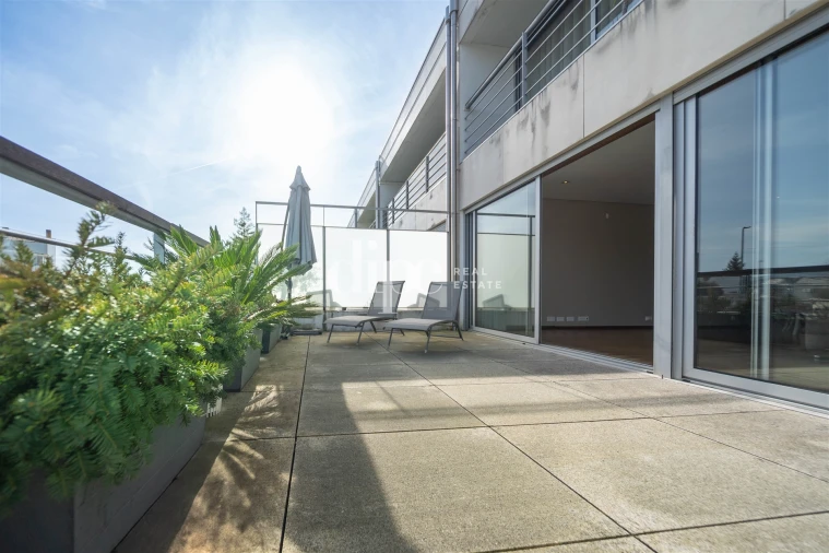 Moradia T3 para Venda em Azurem Foto 10