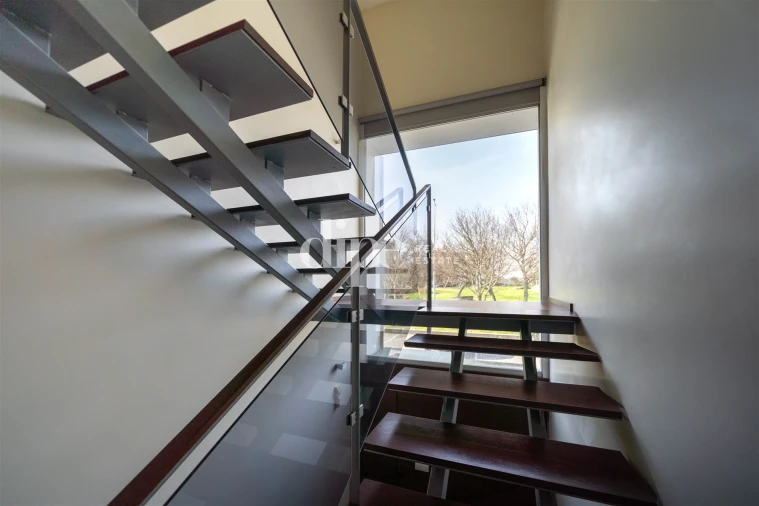 Moradia T3 para Venda em Azurem Foto 13