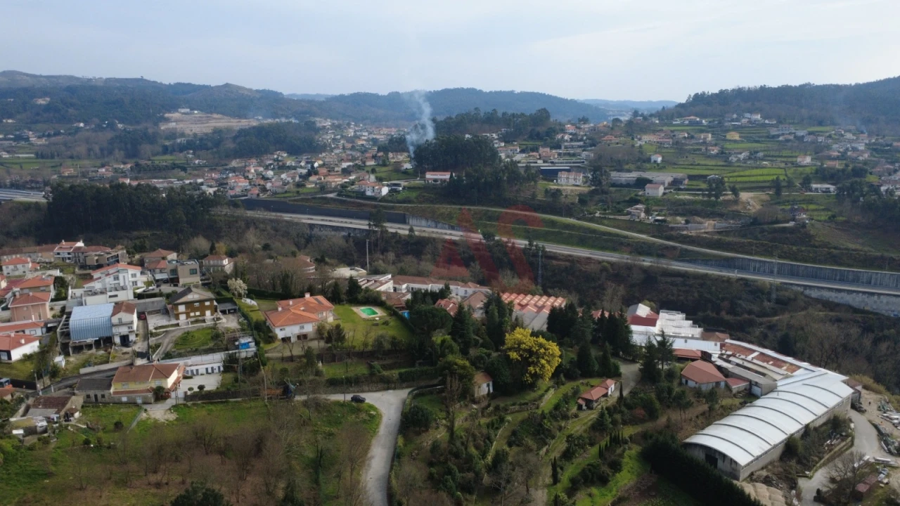 Moradia T3 para Venda em Fafe Foto 8