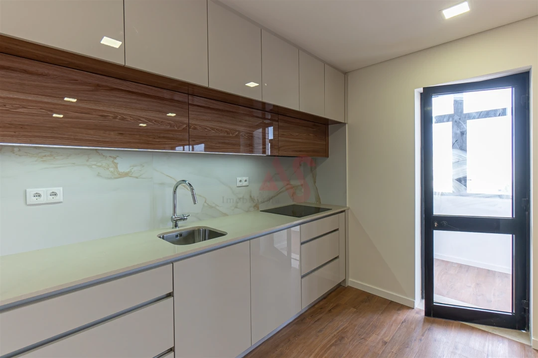 Apartamento T2 para Venda em Custóias, Leça do Balio e Guifões Foto 4