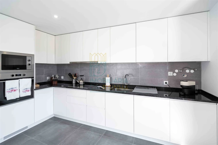 Apartamento T3 para Venda em Tornada e Salir do Porto Foto 5