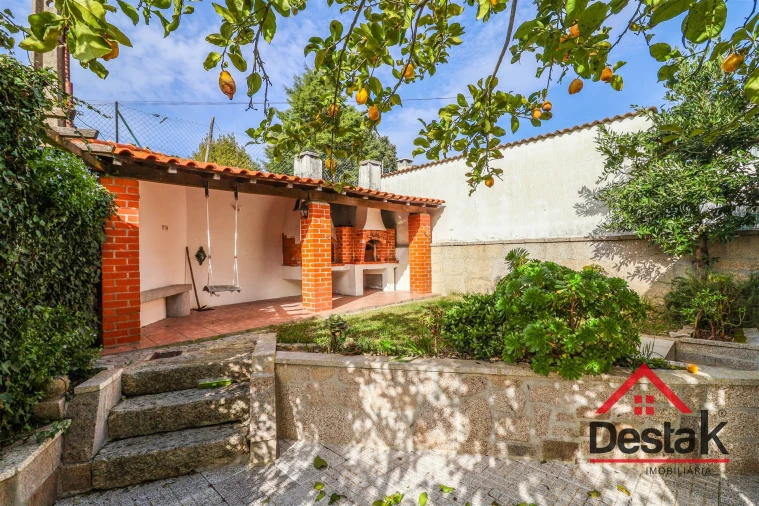 Moradia T3 para Venda em Rio de Loba Foto 2