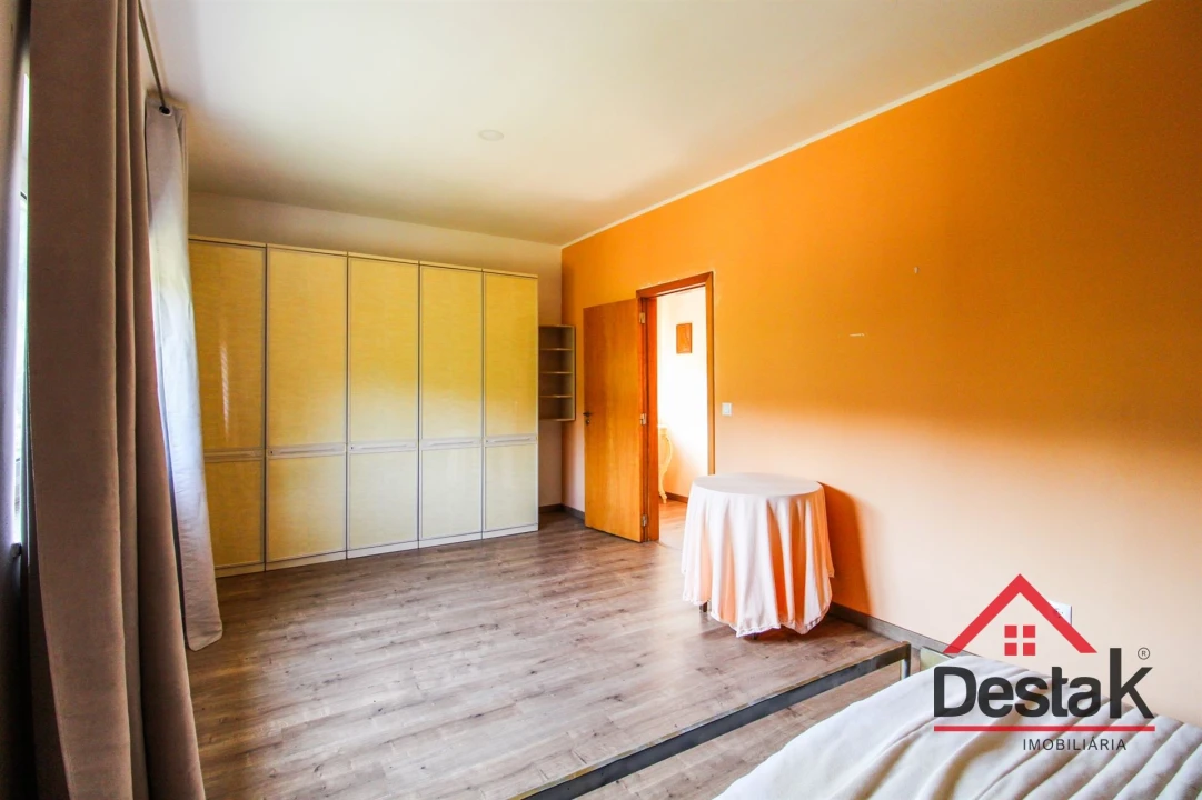 Quinta T3 para Arrendamento em Arcozelo das Maias Foto 25