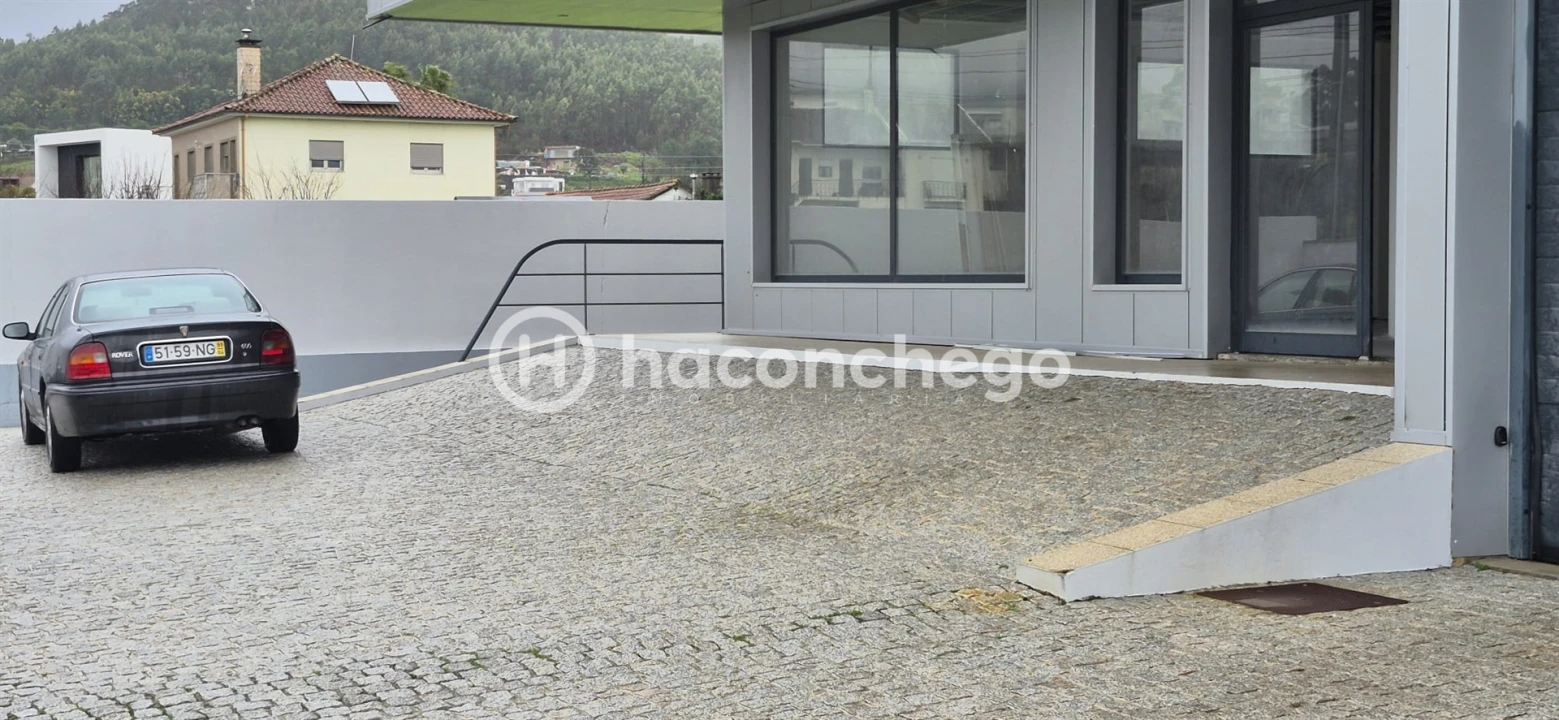 Armazém para Arrendamento em Abade de Neiva Foto 3