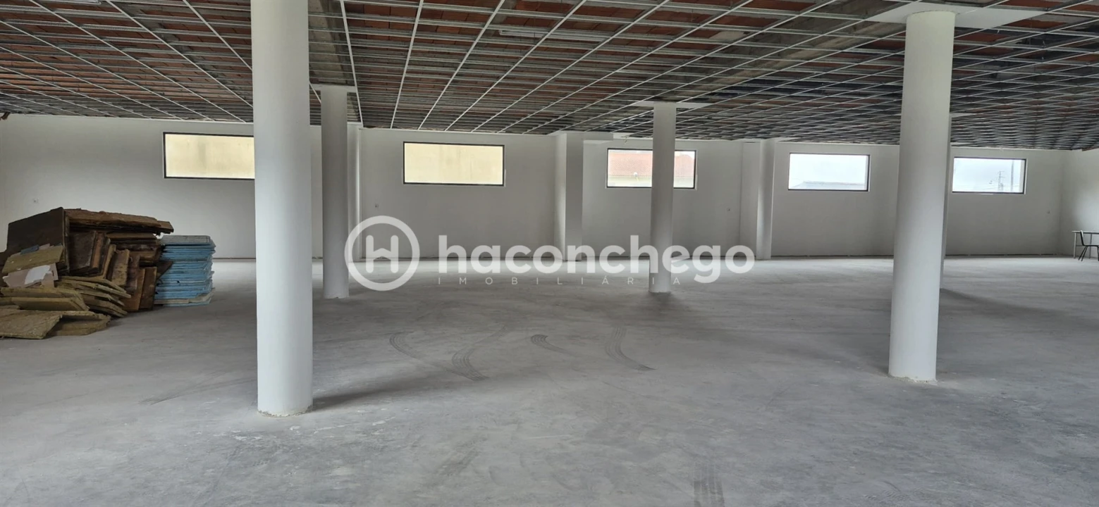 Armazém para Arrendamento em Abade de Neiva Foto 12