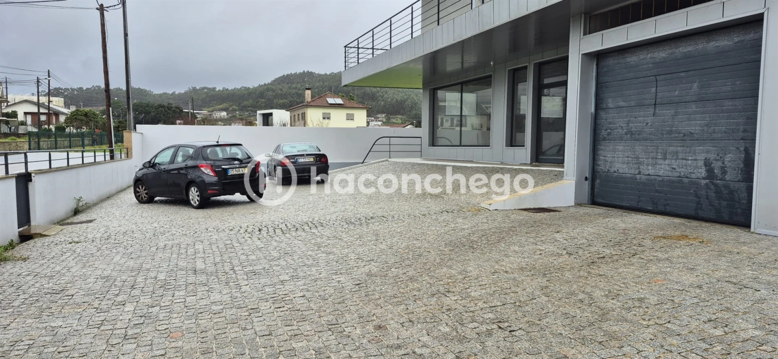 Armazém para Arrendamento em Abade de Neiva Foto 1