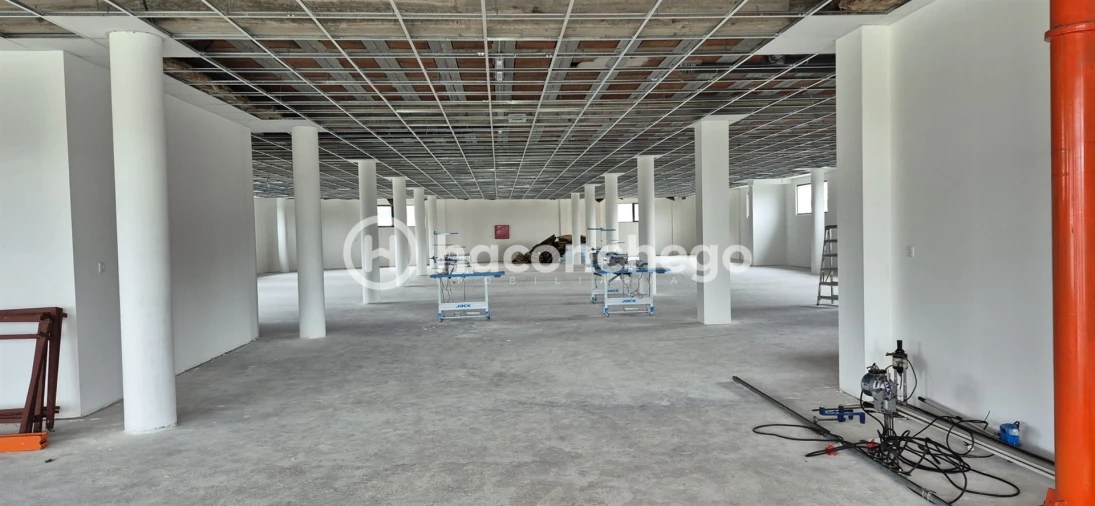 Armazém para Arrendamento em Abade de Neiva Foto 5