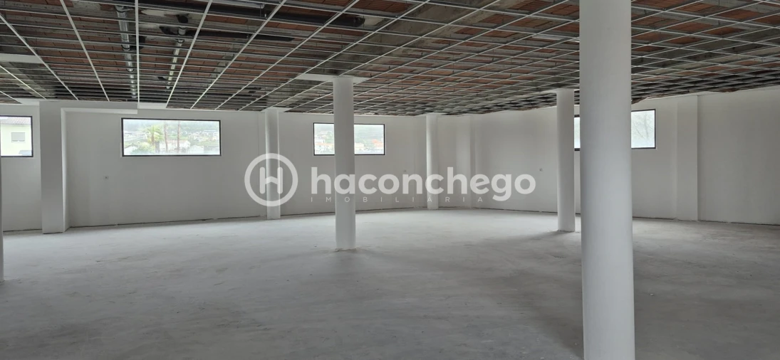 Armazém para Arrendamento em Abade de Neiva Foto 8