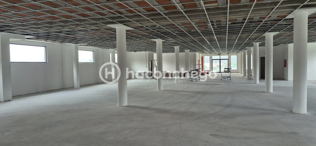 Armazém para Arrendamento em Abade de Neiva Foto 9