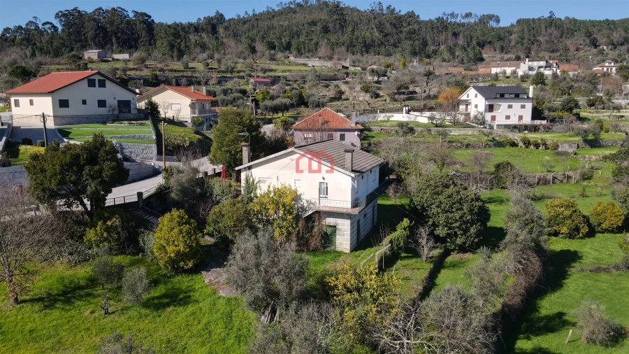 Moradia T3 para Venda em Real Foto 5