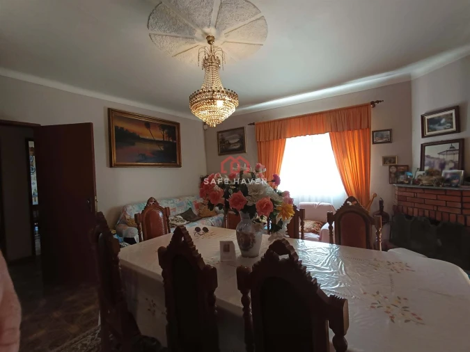 Moradia T3 para Venda em Real Foto 7