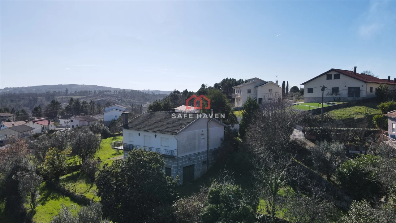 Moradia T3 para Venda em Real Foto 6