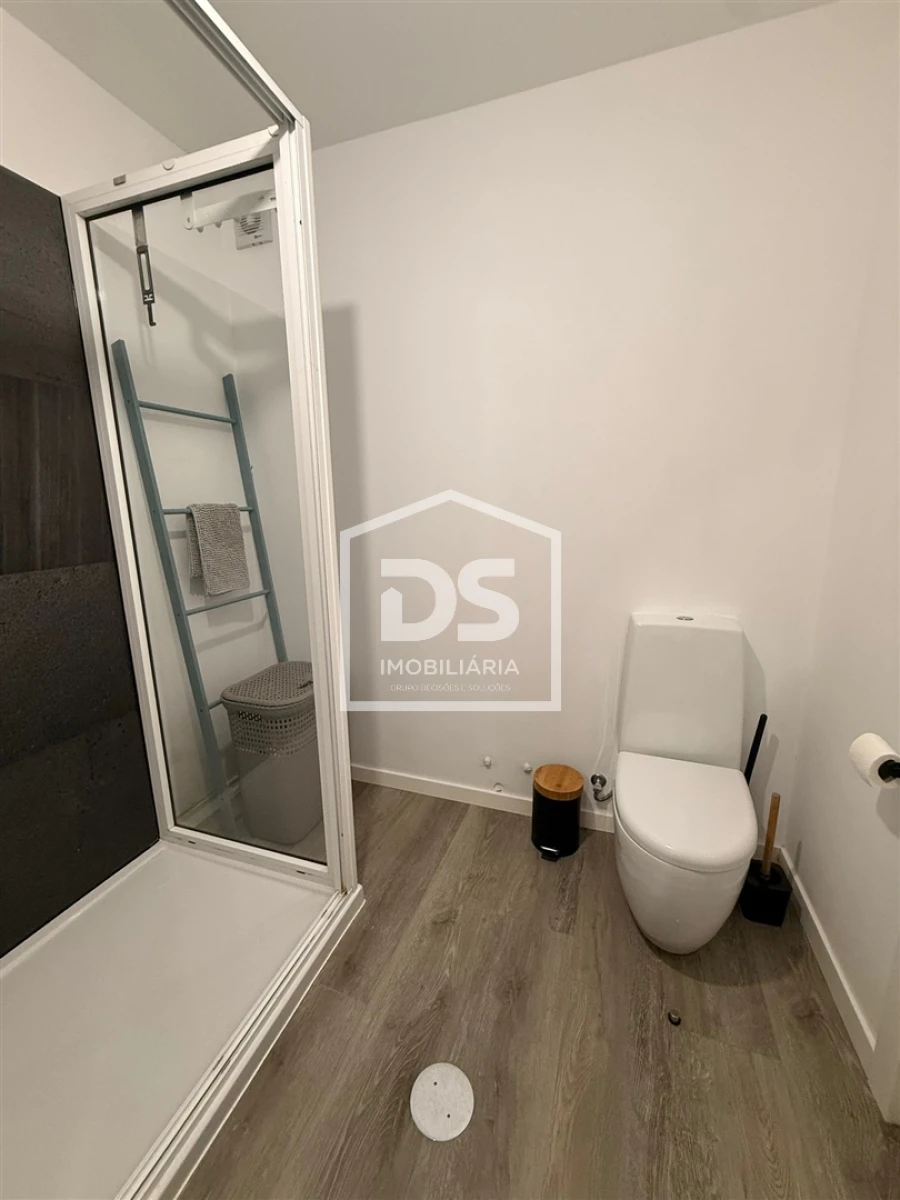 Apartamento T2 para Venda em Santa Cruz Foto 3