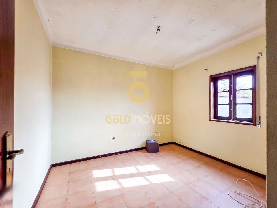 Moradia T2 para Venda em Alpendorada, Várzea e Torrão Foto 13