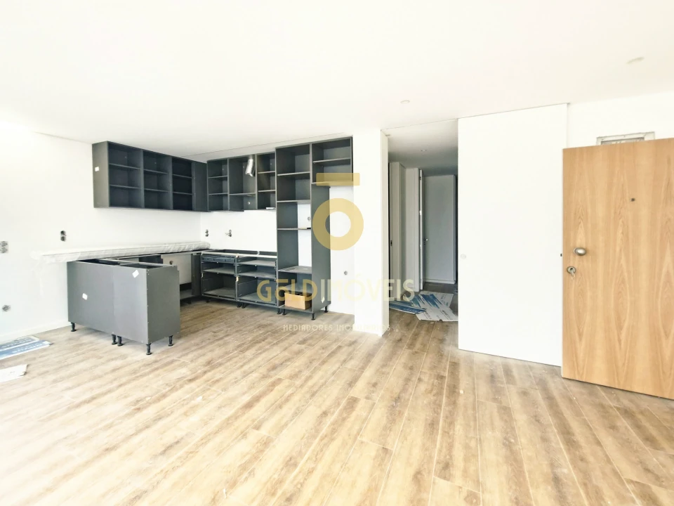 Apartamento T2 para Venda em Mansores Foto 1