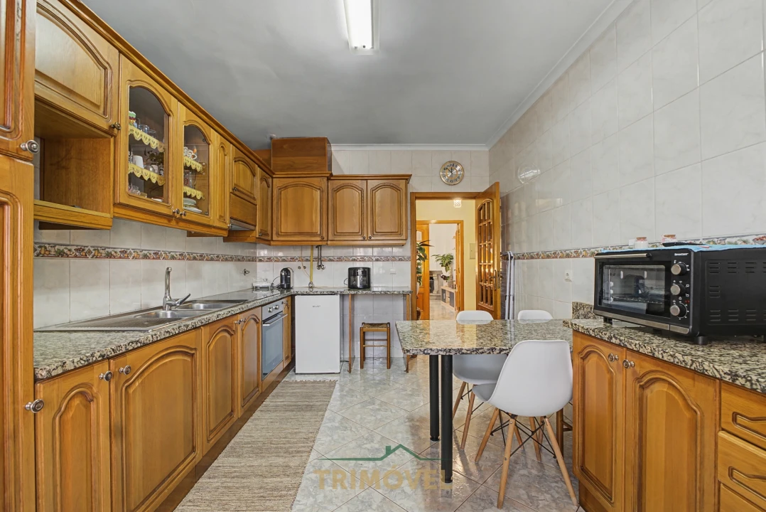 Apartamento T2 para Venda em São João da Madeira Foto 13