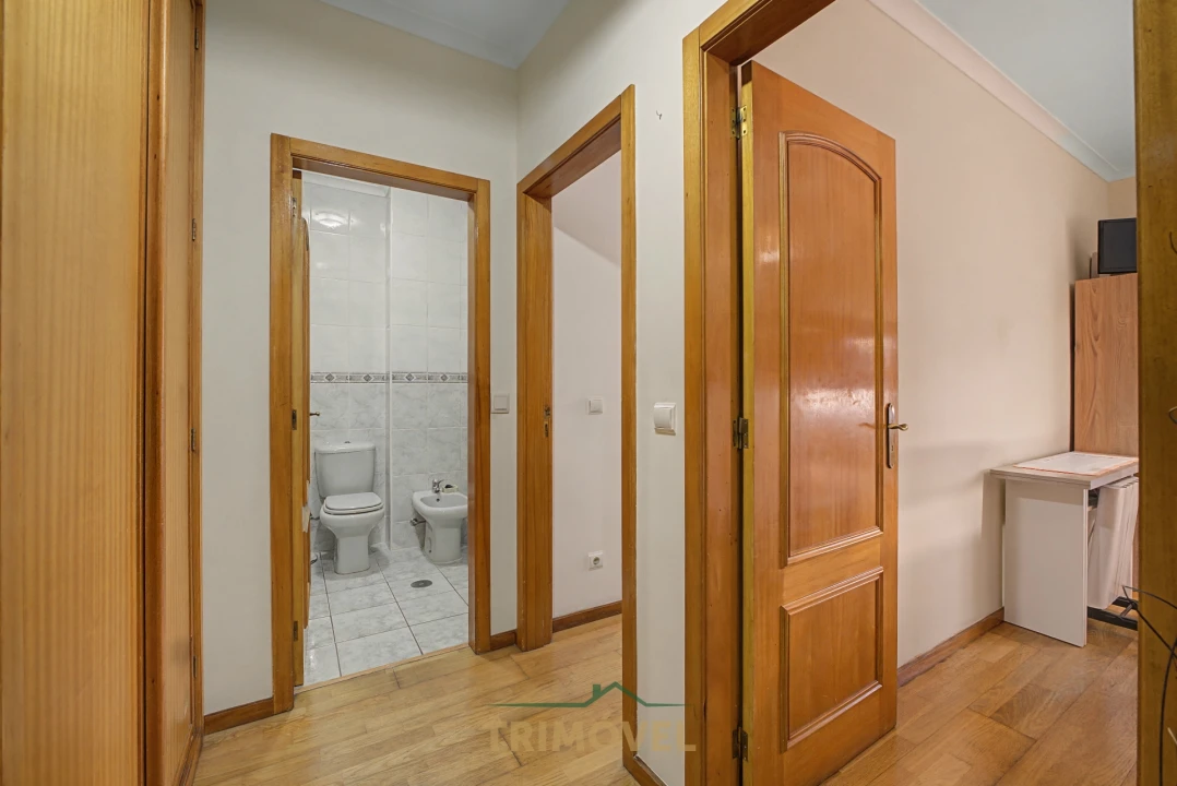 Apartamento T2 para Venda em São João da Madeira Foto 14