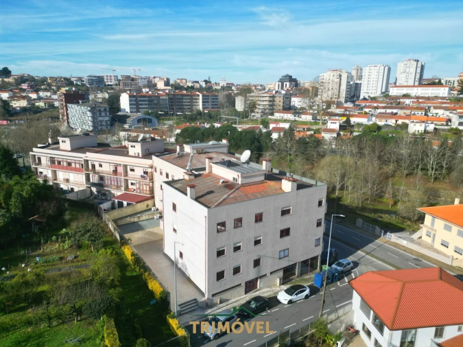 Apartamento T2 para Venda em São João da Madeira Foto 3