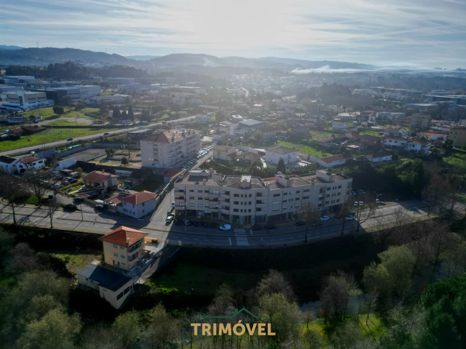 Apartamento T2 para Venda em São João da Madeira Foto 19