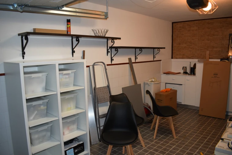 Garagem para Arrendamento em Santo Antonio dos Olivais Foto 3