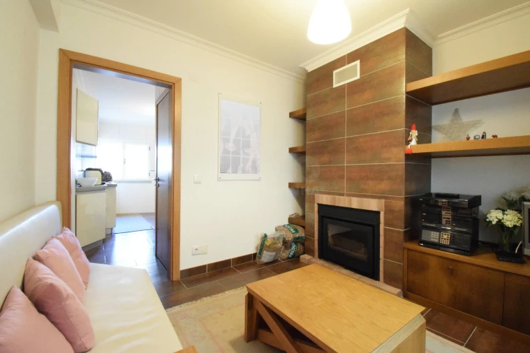 Moradia T3 para Venda em Alcaide Foto 6