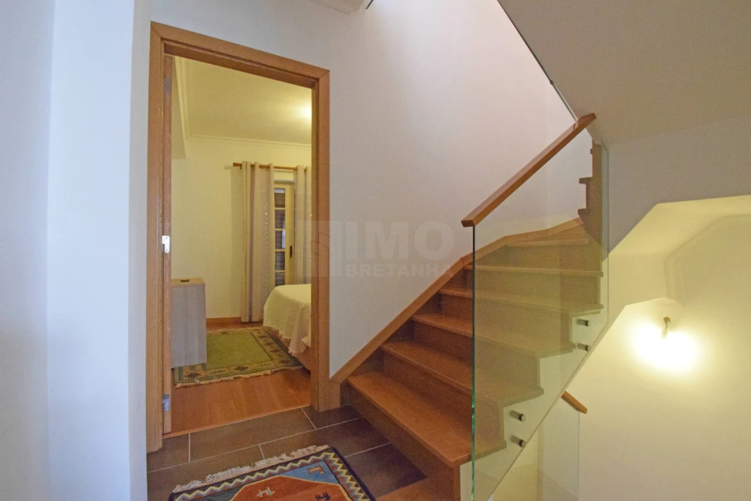 Moradia T3 para Venda em Alcaide Foto 14