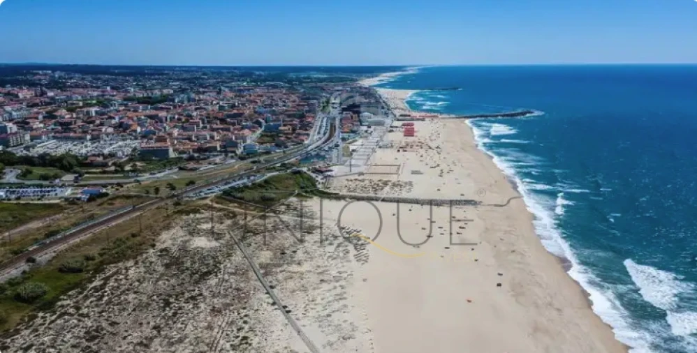 Apartamento T2 para Venda em Anta e Guetim Foto 21